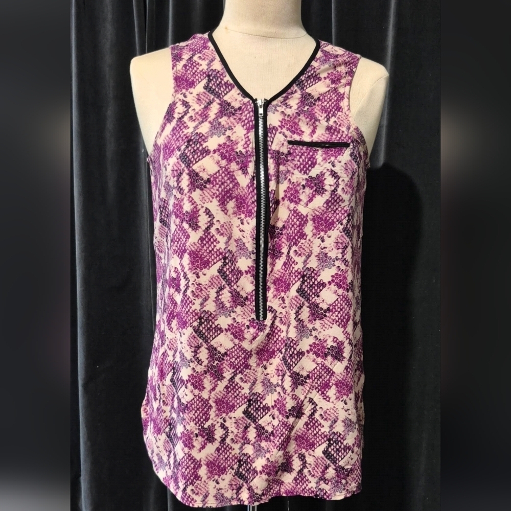 Como Vintage Purple and White Patterned Blouse